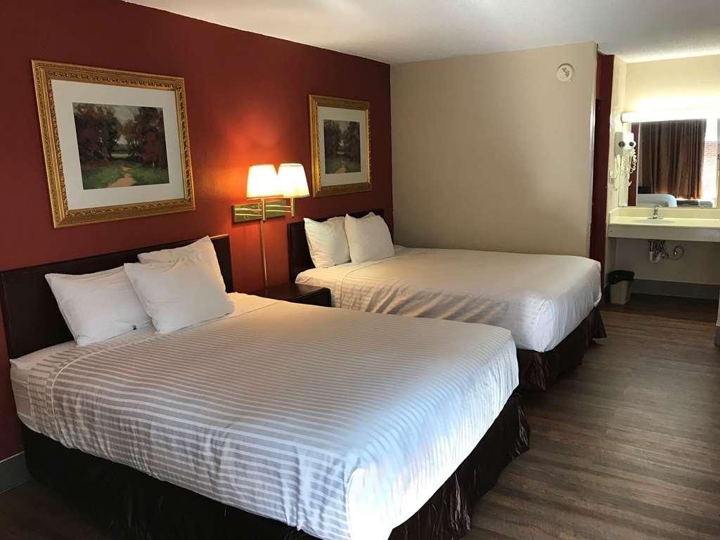 Rodeway Inn Dalton Room photo